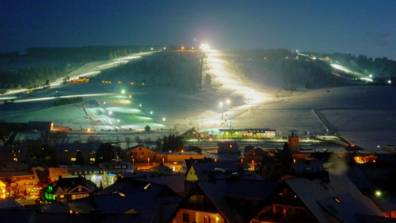 Fewo Penthaus-Blick Willingen  Bagian luar foto